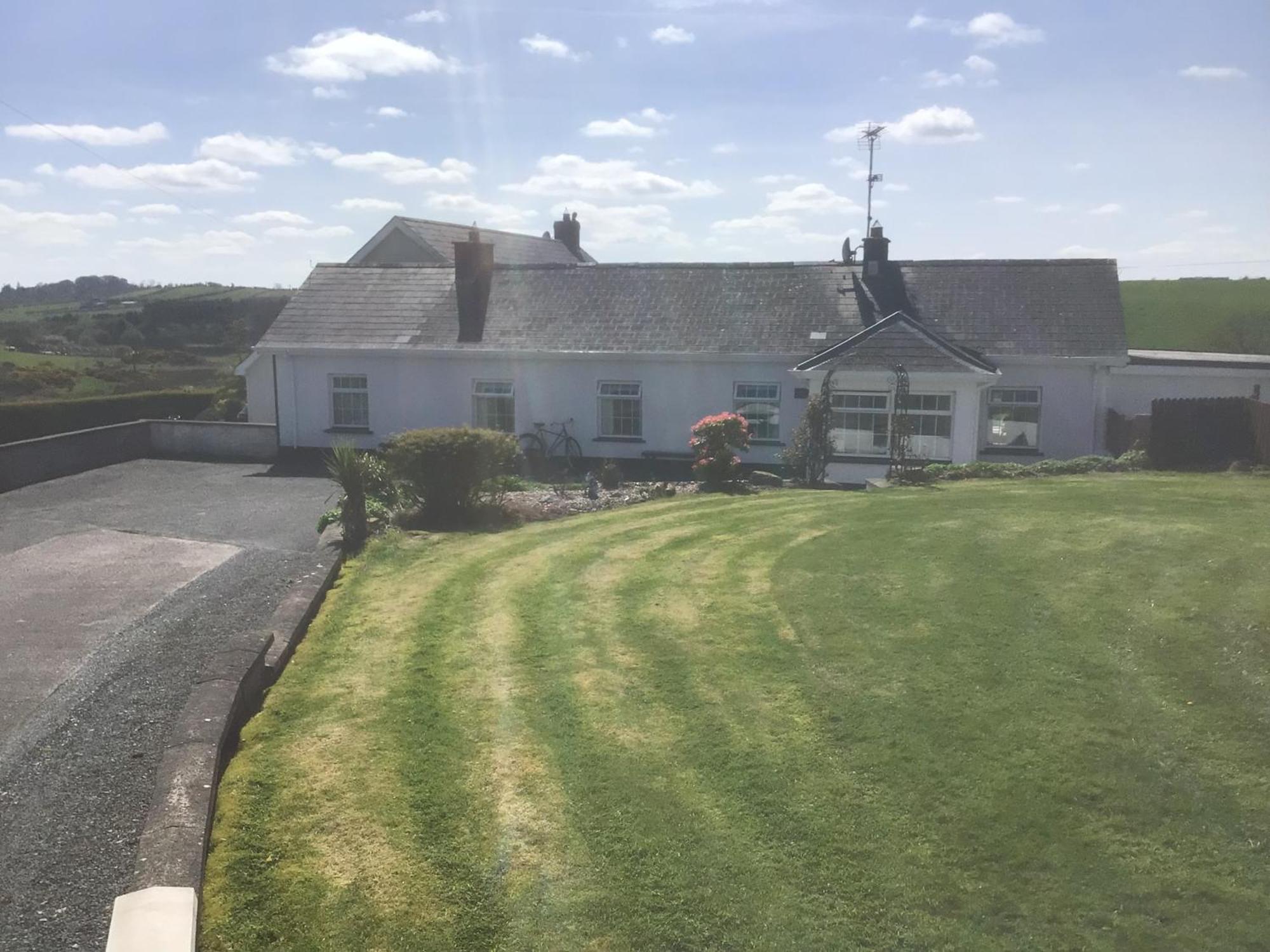 Teasy'S Cottage Armagh Exterior photo